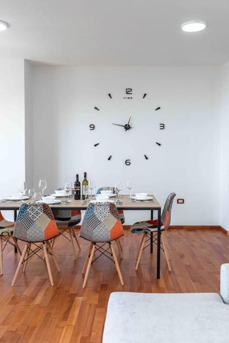 Grand View Apartment دراس المظهر الخارجي الصورة