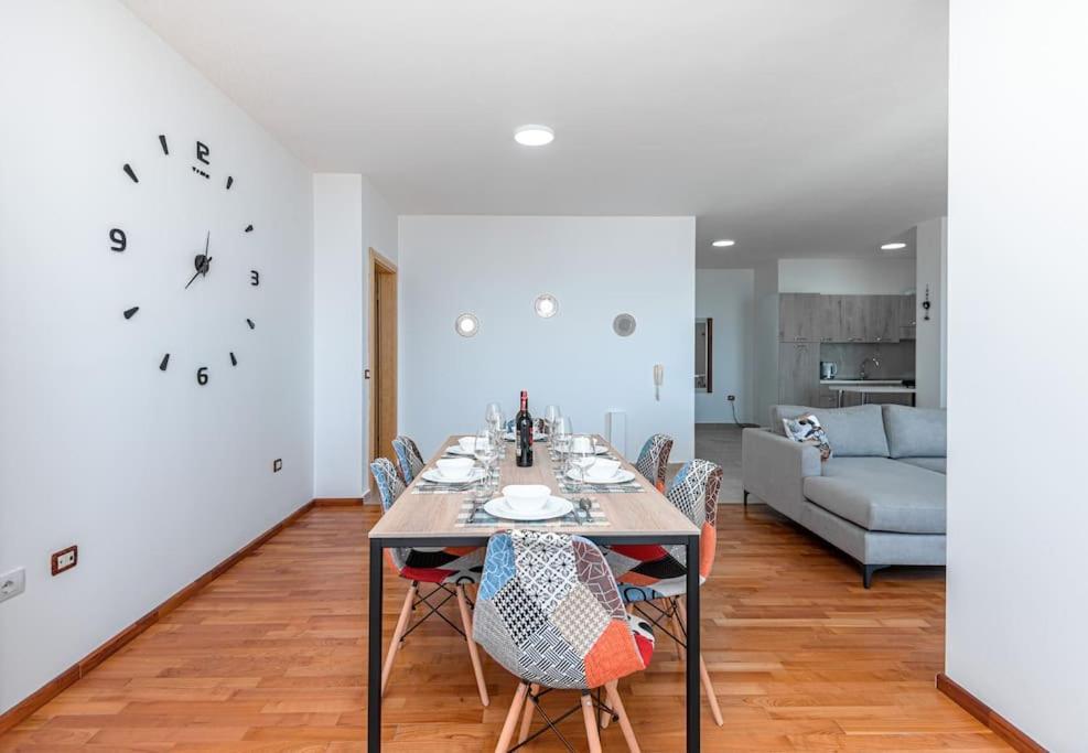 Grand View Apartment دراس المظهر الخارجي الصورة