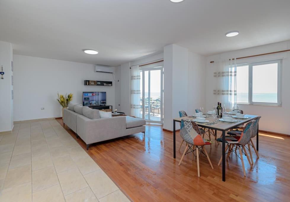 Grand View Apartment دراس المظهر الخارجي الصورة